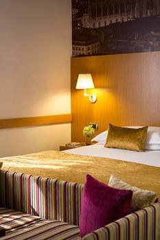 Starhotels Tourist photo 4