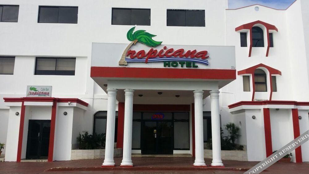 Hotel Tropicana photo 2