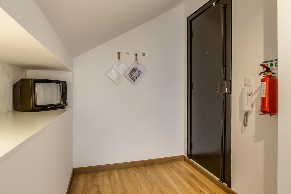 Home Out Rooms & Apartments photo 1