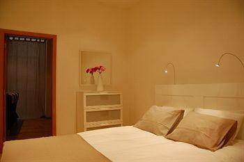 Aparthotel Oporto Entreparedes photo 2