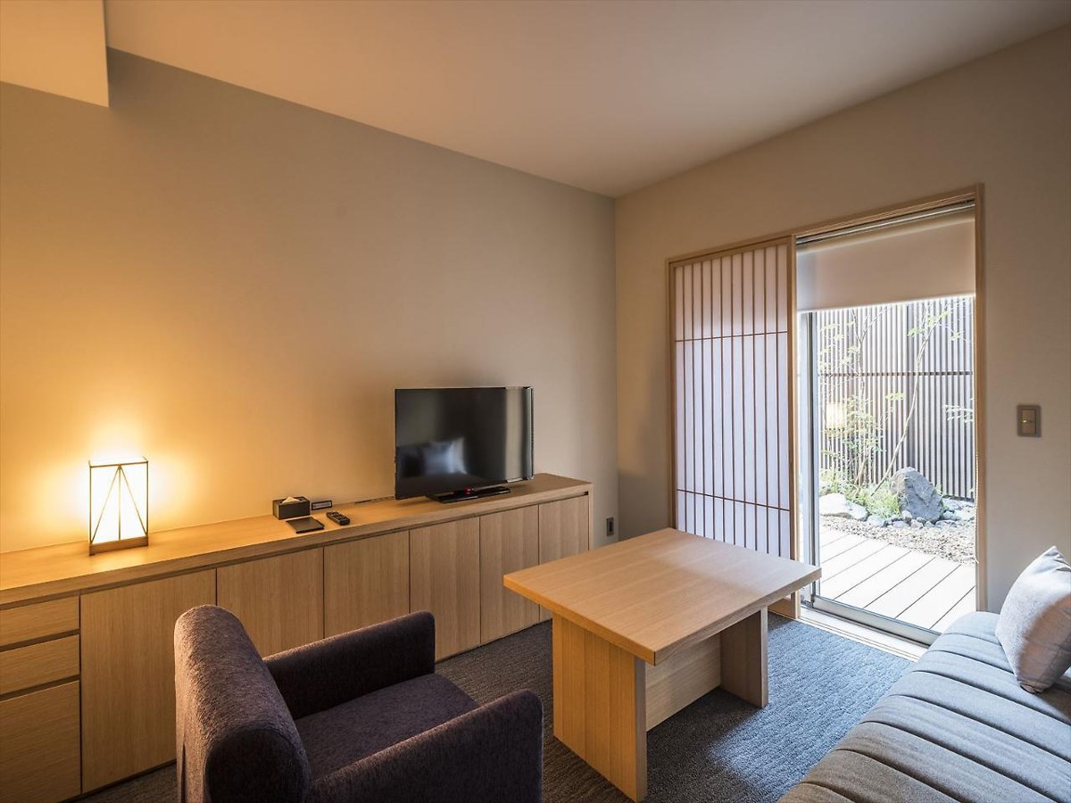 Tomoya Residence Hotel Kyoto Nijo Takakura photo 4