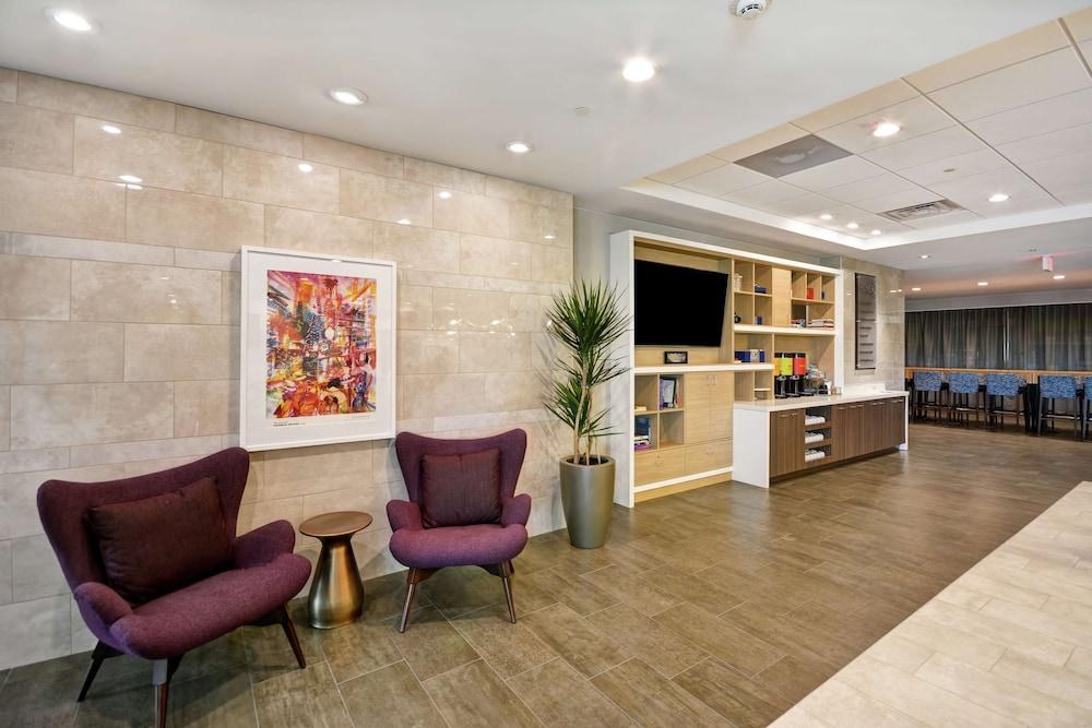 Home2 Suites by Hilton Plano Legacy West photo 2