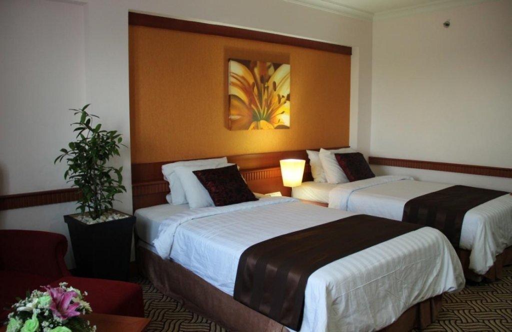 Abadi Suite Hotel and Tower by Tritama Hospitality photo 2