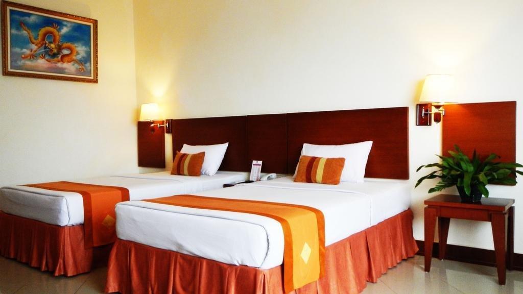 Hotel Mega Lestari photo 4