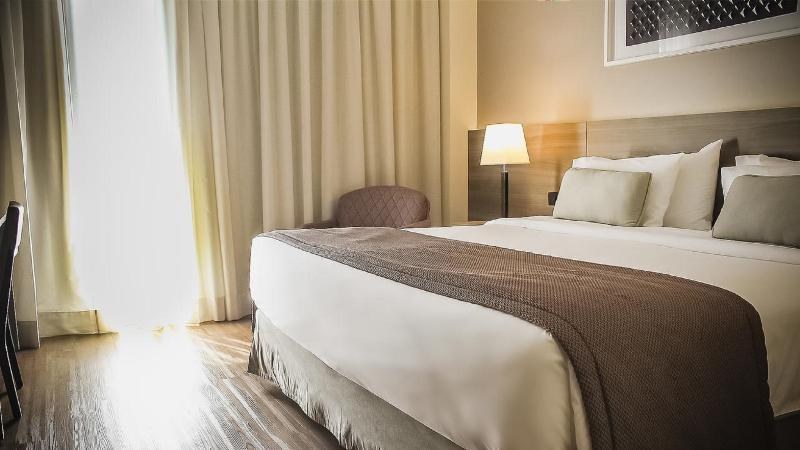 Radisson Anapolis photo 2