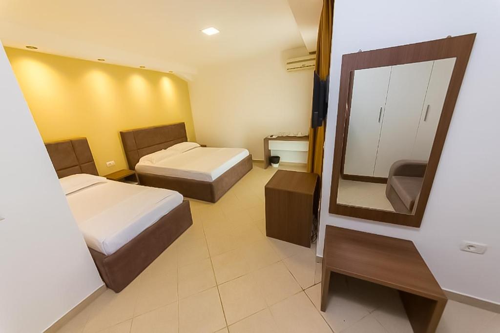 ATRIUM DELUXE HOTEL KAVAJE photo 2