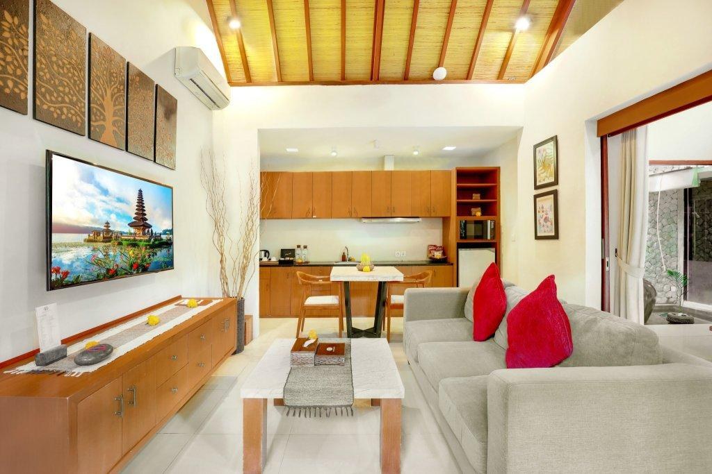 Seminyak Sanctuary Villa by Ini Vie Hospitality photo 2