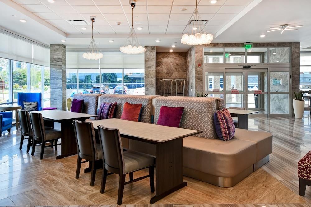 Home2 Suites by Hilton San Francisco Airport North photo 2