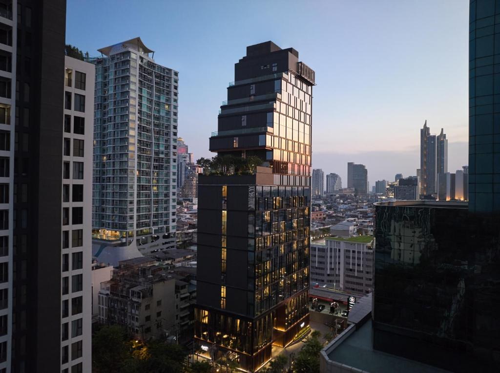 DUSITD2 SAMYAN BANGKOK
