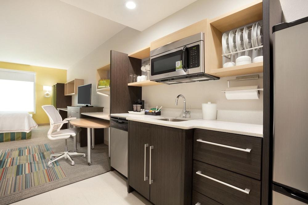 Home2 Suites by Hilton Houston Pearland photo 3