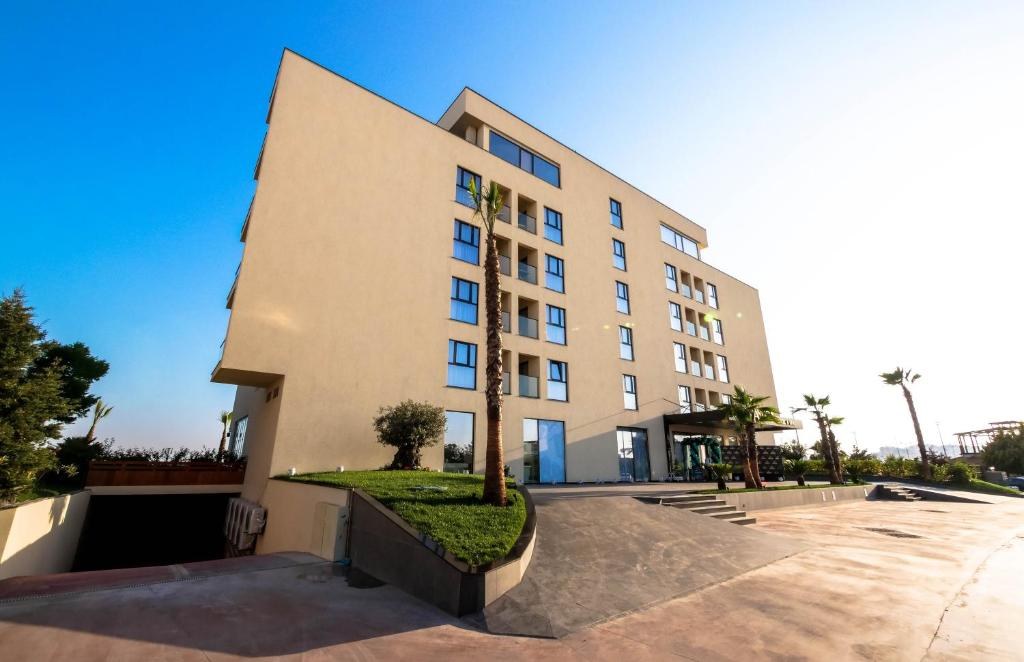 AMARA , DURRES photo 1
