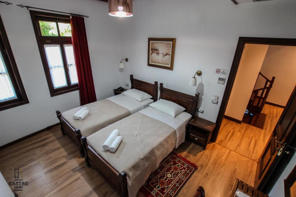 HOTEL KASTRO, GJIROKASTER photo 2