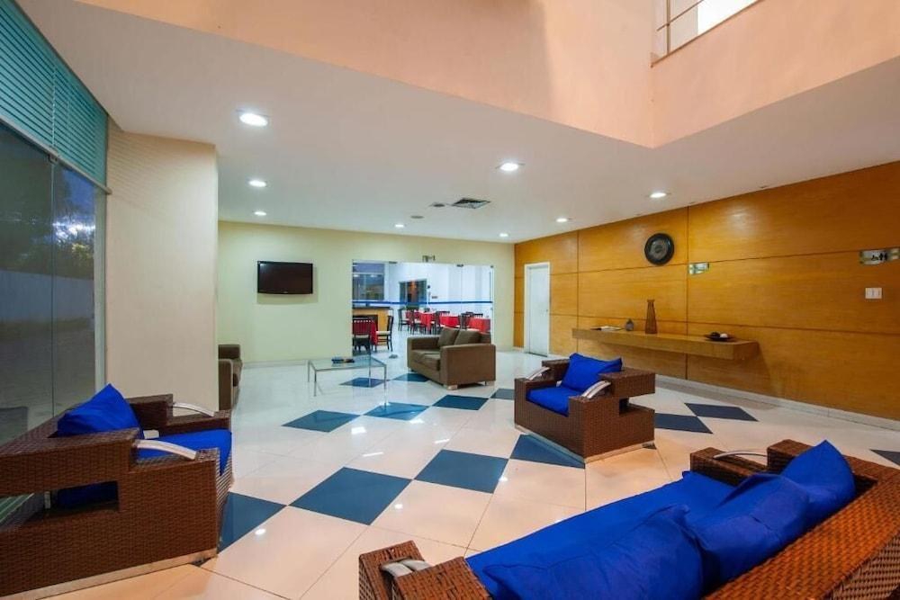 Hotel Gold Martan photo 4
