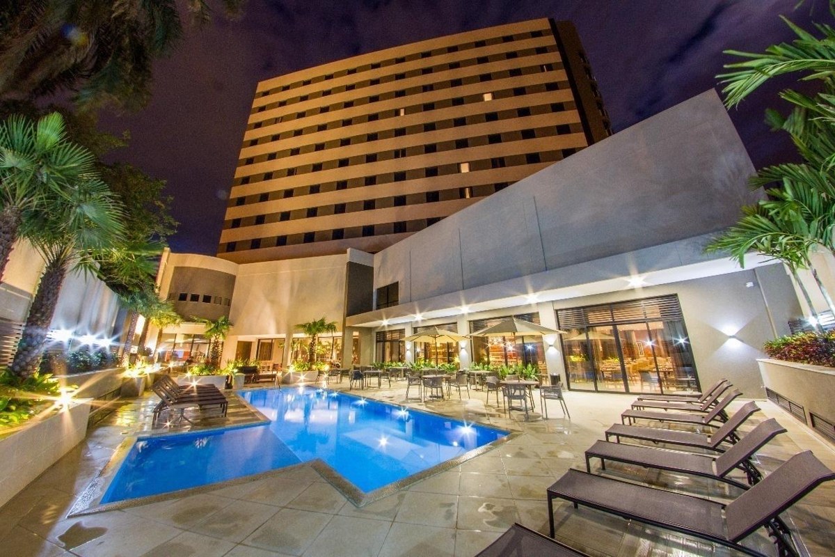JL Hotel by Bourbon .