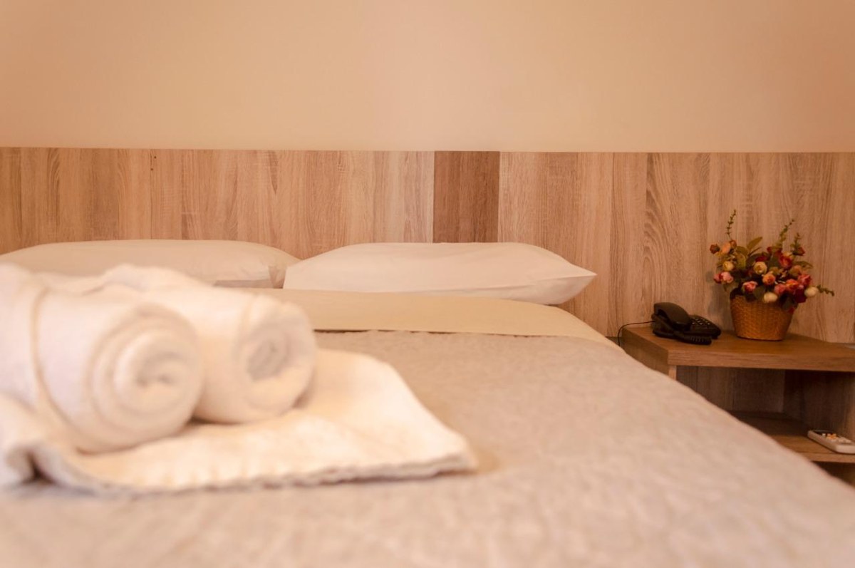 Hotel Biton photo 1