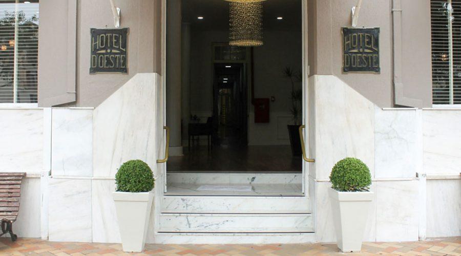 MOVA - Hotel D'Oeste