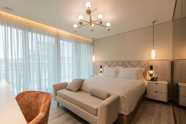 Luster Hotel photo 3