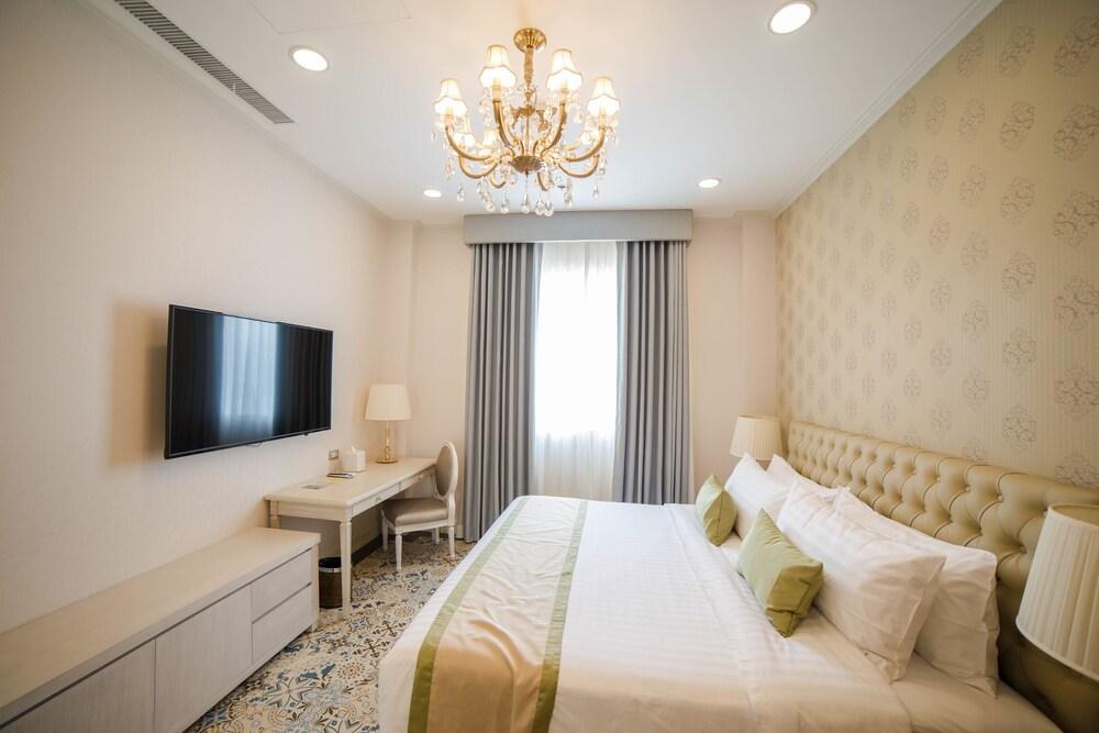 Rizal Park Hotel photo 3