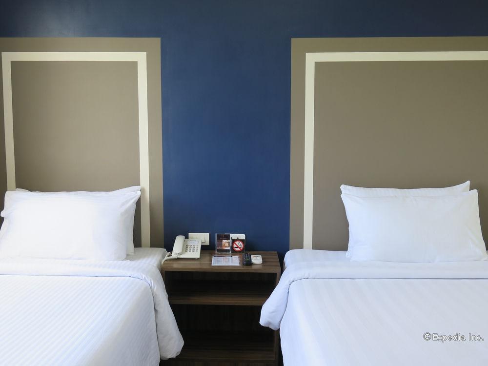 S Hotel and Residences photo 1