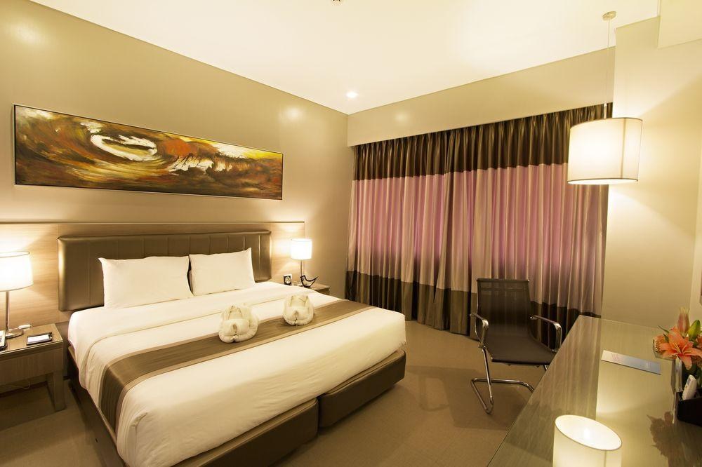 Bayfront Hotel Cebu - North Reclamation photo 3