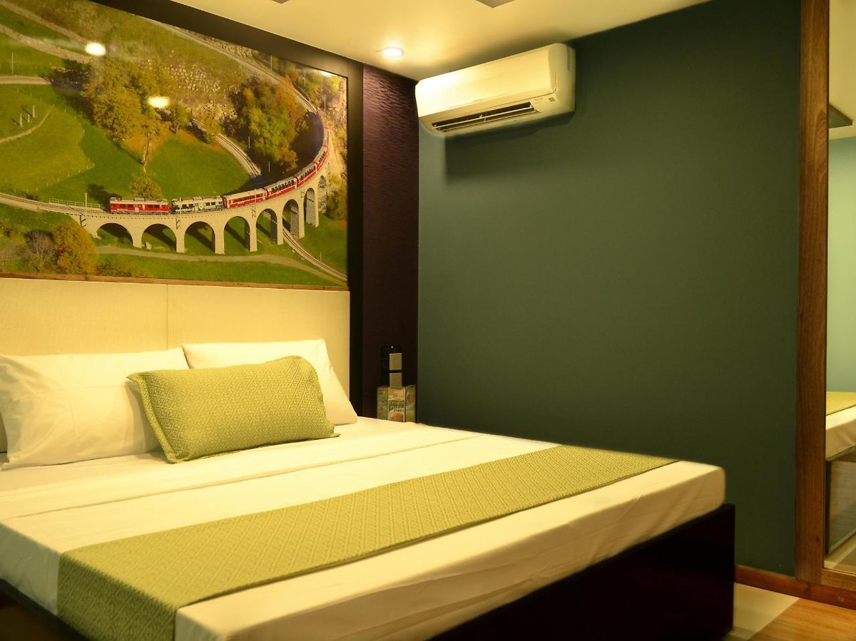 Eurotel Vivaldi Araneta photo 3