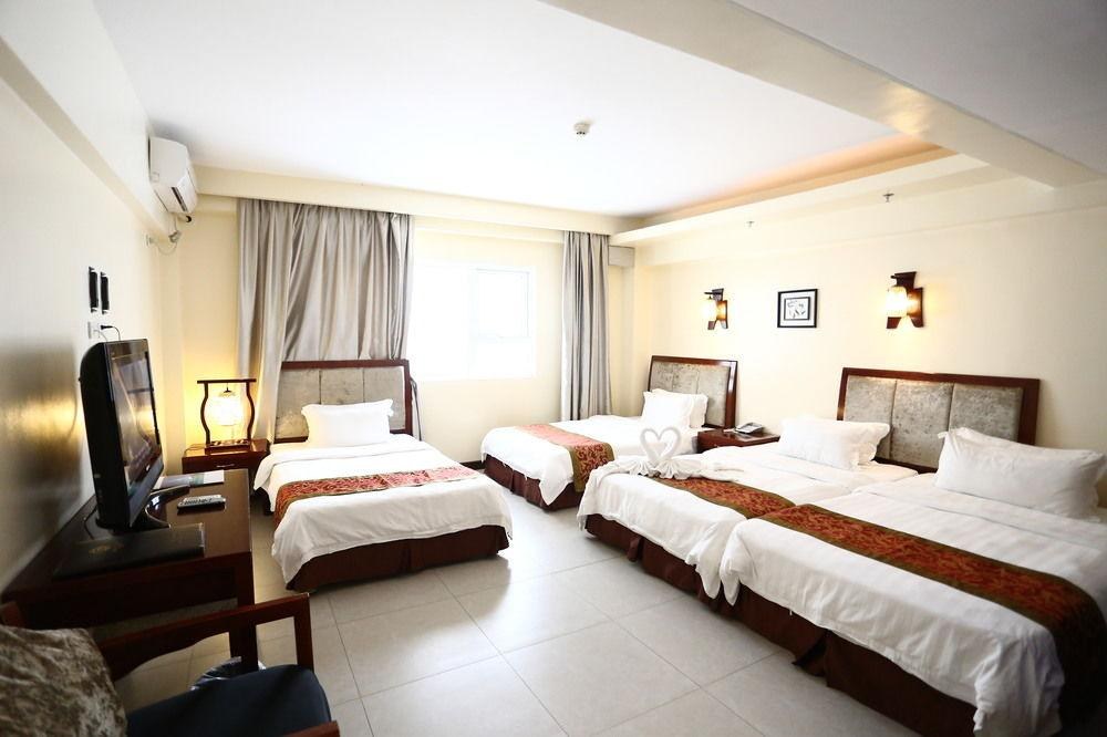Golden Phoenix Hotel Boracay photo 4