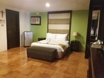 White House Beach Resort Boracay photo 3