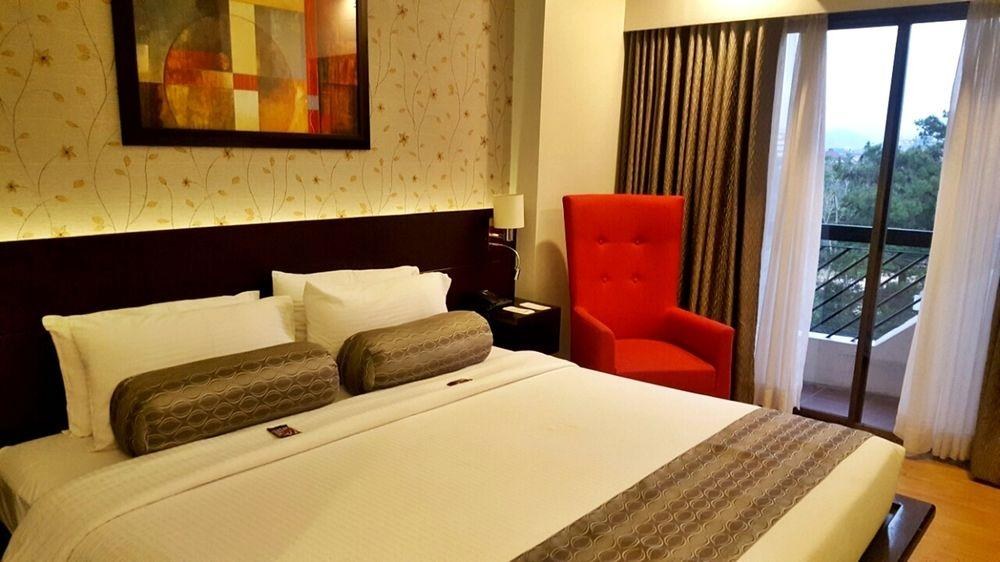 Venus Parkview Hotel photo 3
