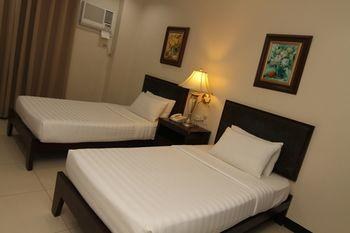 Main Hotel & Suites photo 4