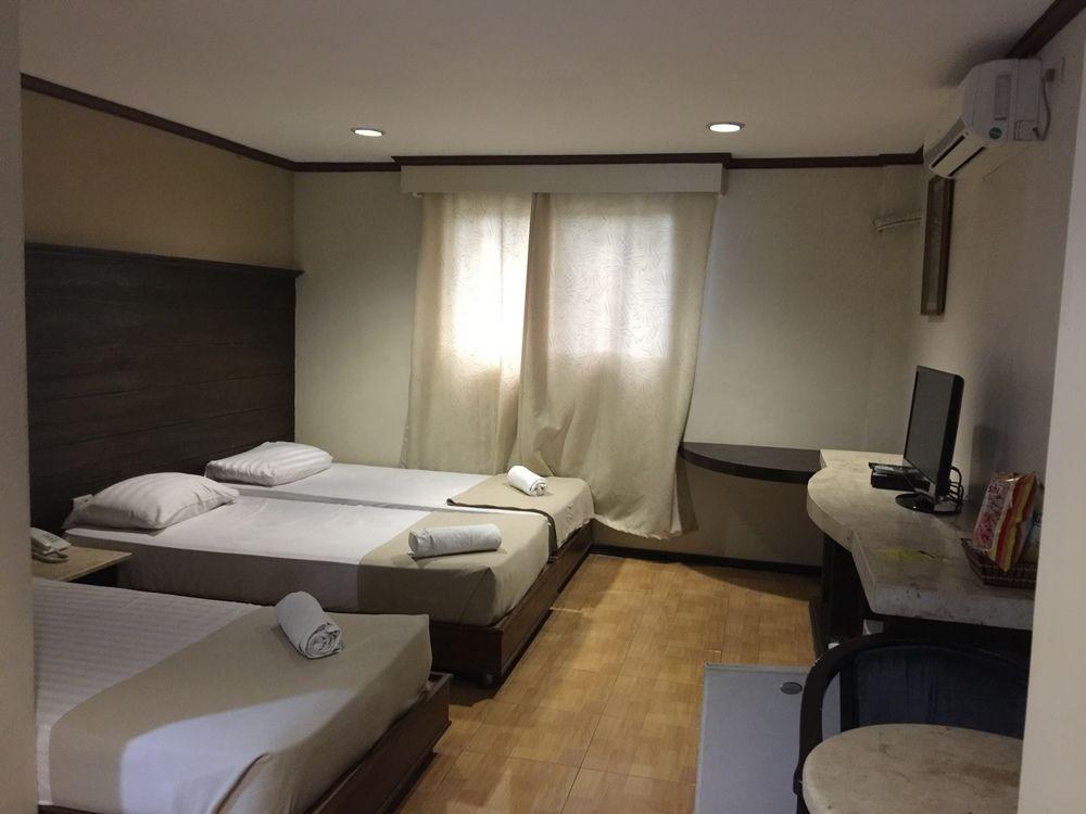 Cebu Hilltop Hotel photo 3