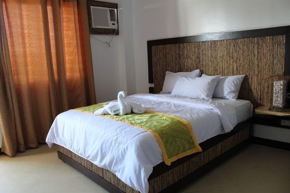 Bamboo Beach Resort photo 2