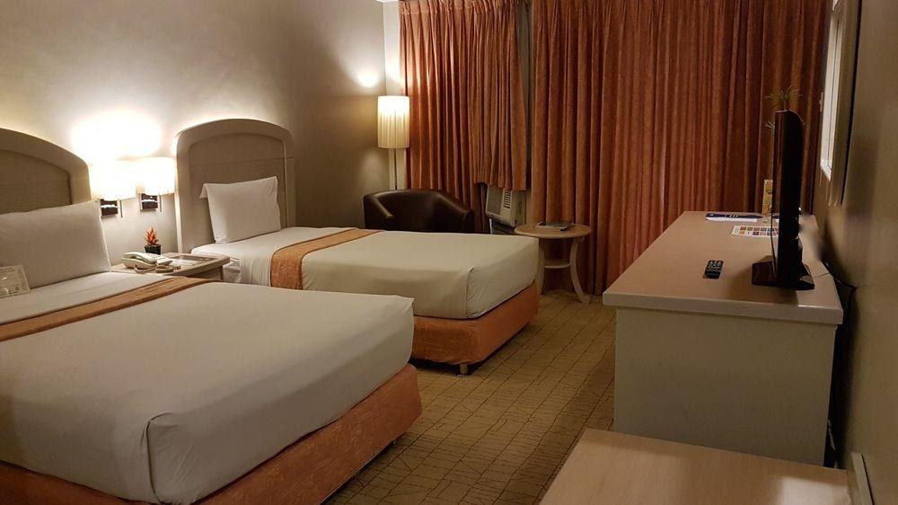 Riviera Mansion Hotel photo 2