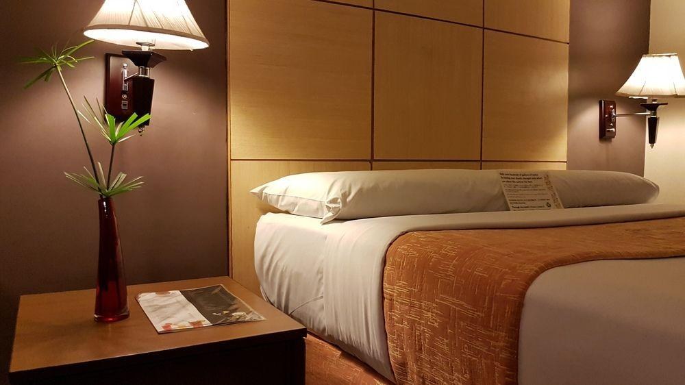 Riviera Mansion Hotel photo 3