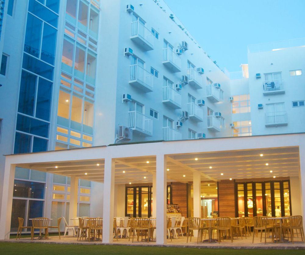 Azalea Hotels & Residences Boracay photo 1