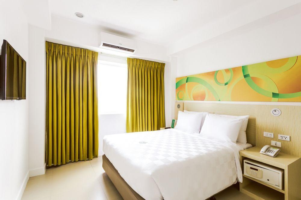 Go Hotels Timog