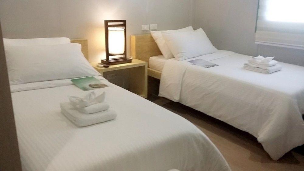 Shore Time Hotel Annex