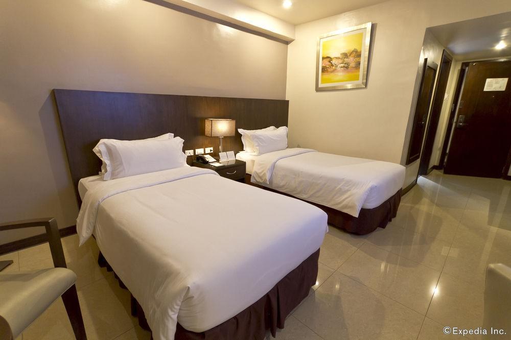 Mandarin Plaza Hotel photo 4