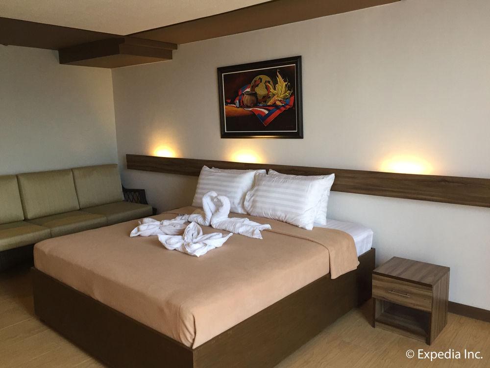 Leope Hotel