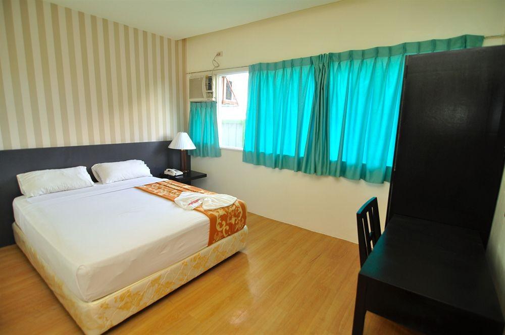 Dynasty Tourist Inn photo 3