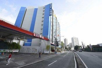 Hop Inn Hotel Makati Avenue photo 2