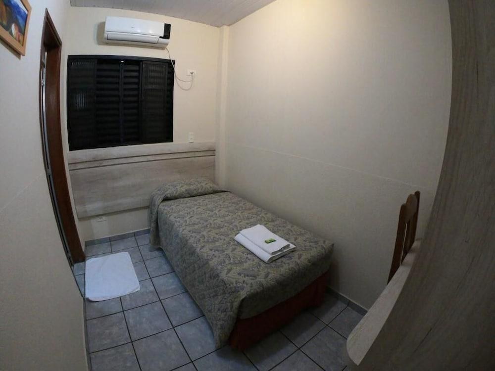 Hotel Colonial photo 3