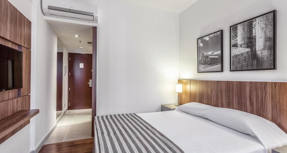 Hotel Vivenzo photo 2