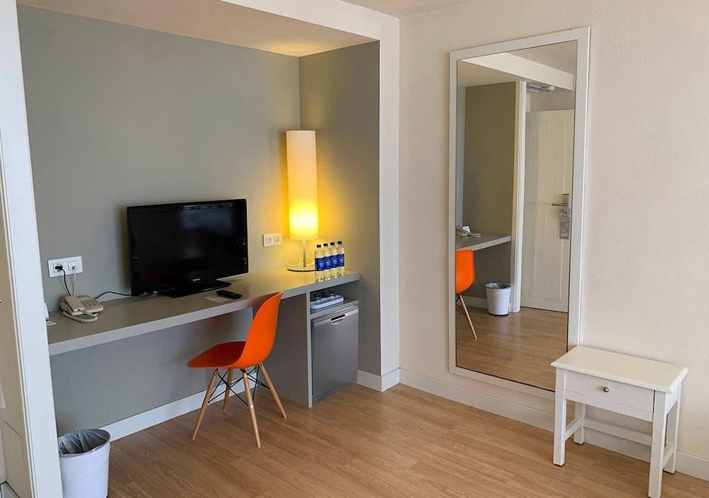 Intelier Rosella Hotel by Intelier Hotels & Suites photo 1