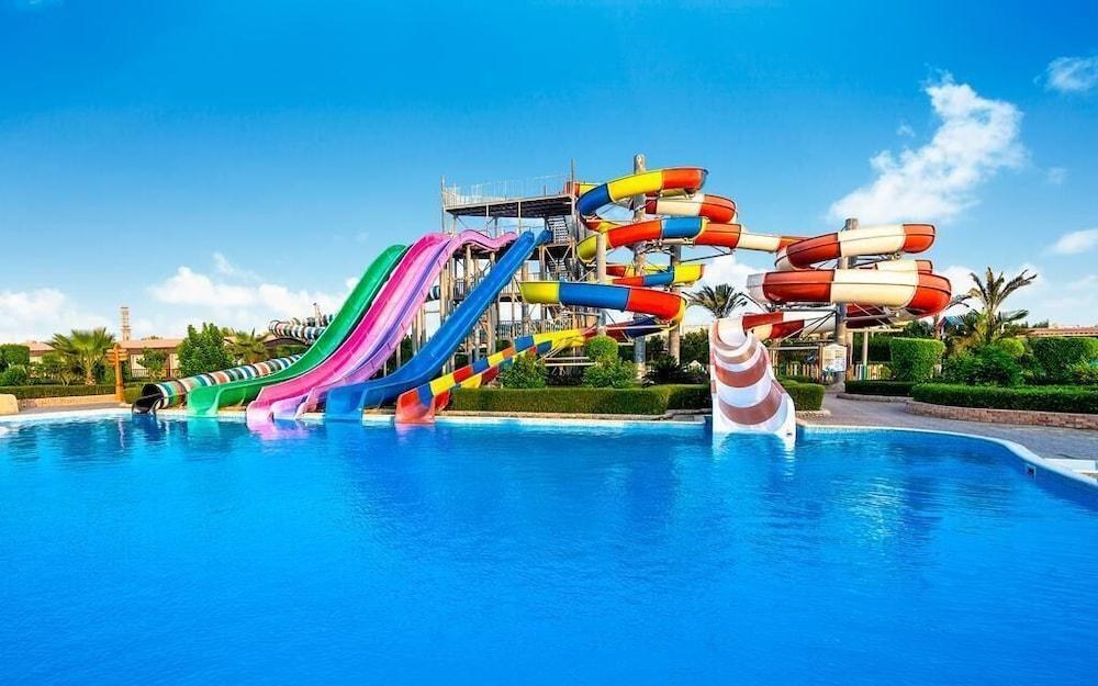 Sunrise Alora Aqua Park Resort