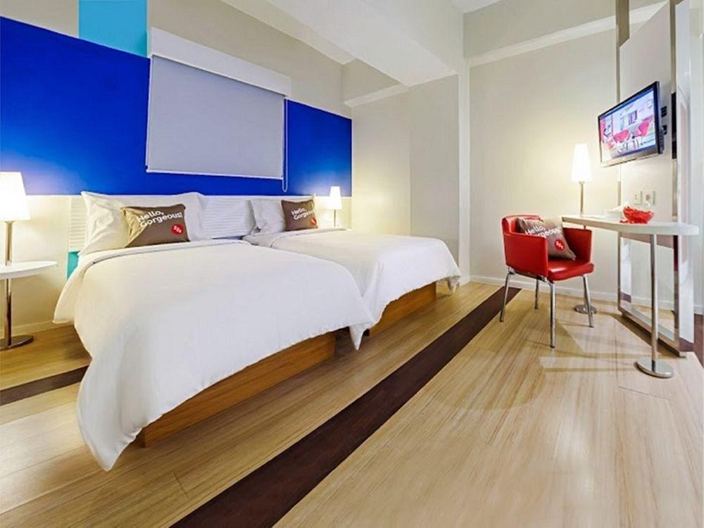 1O1 URBAN Jakarta Kelapa Gading (The BnB) photo 4