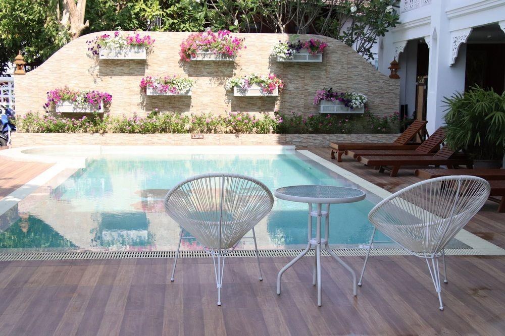 White Boutique Hotel and Spa photo 3