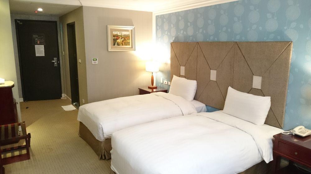 MRT Hotel photo 2