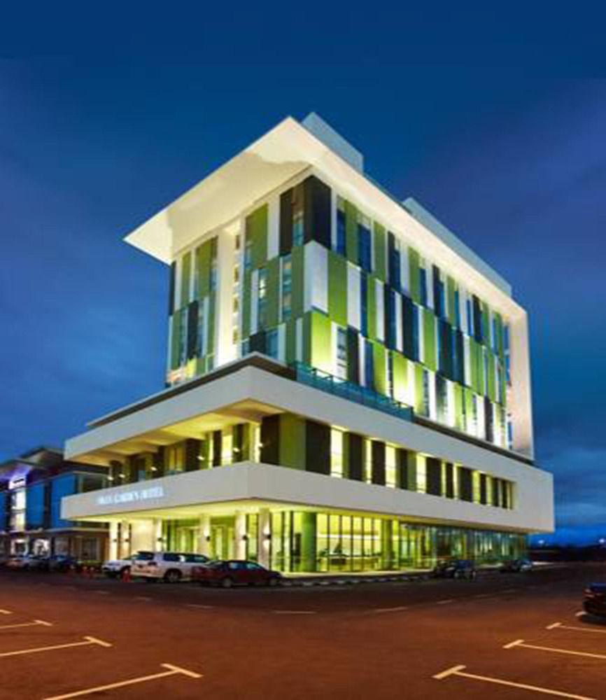 Swan Garden Hotel