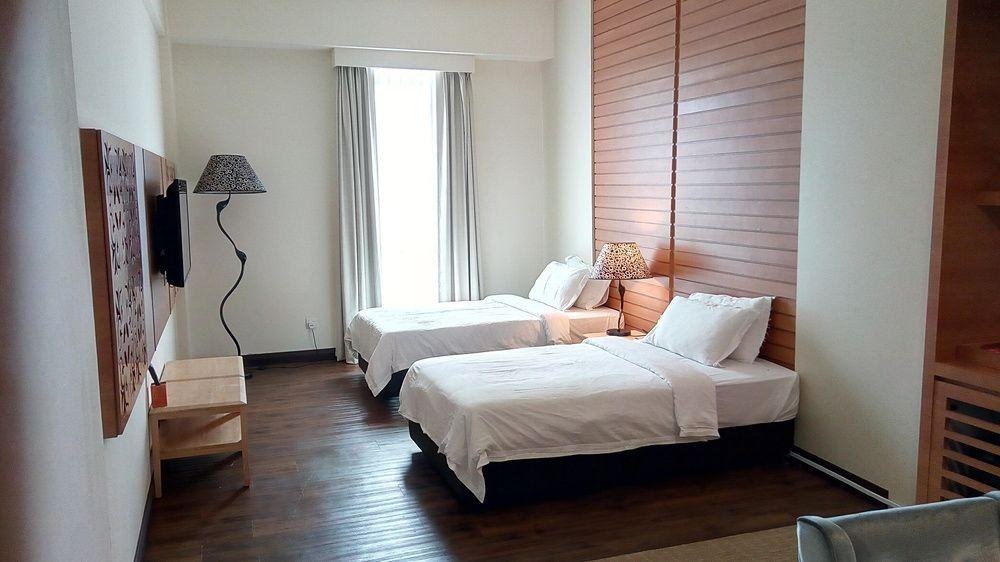 Swan Garden Hotel photo 1