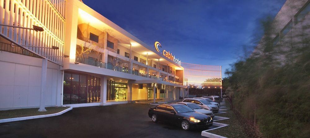 Cabin Hotel